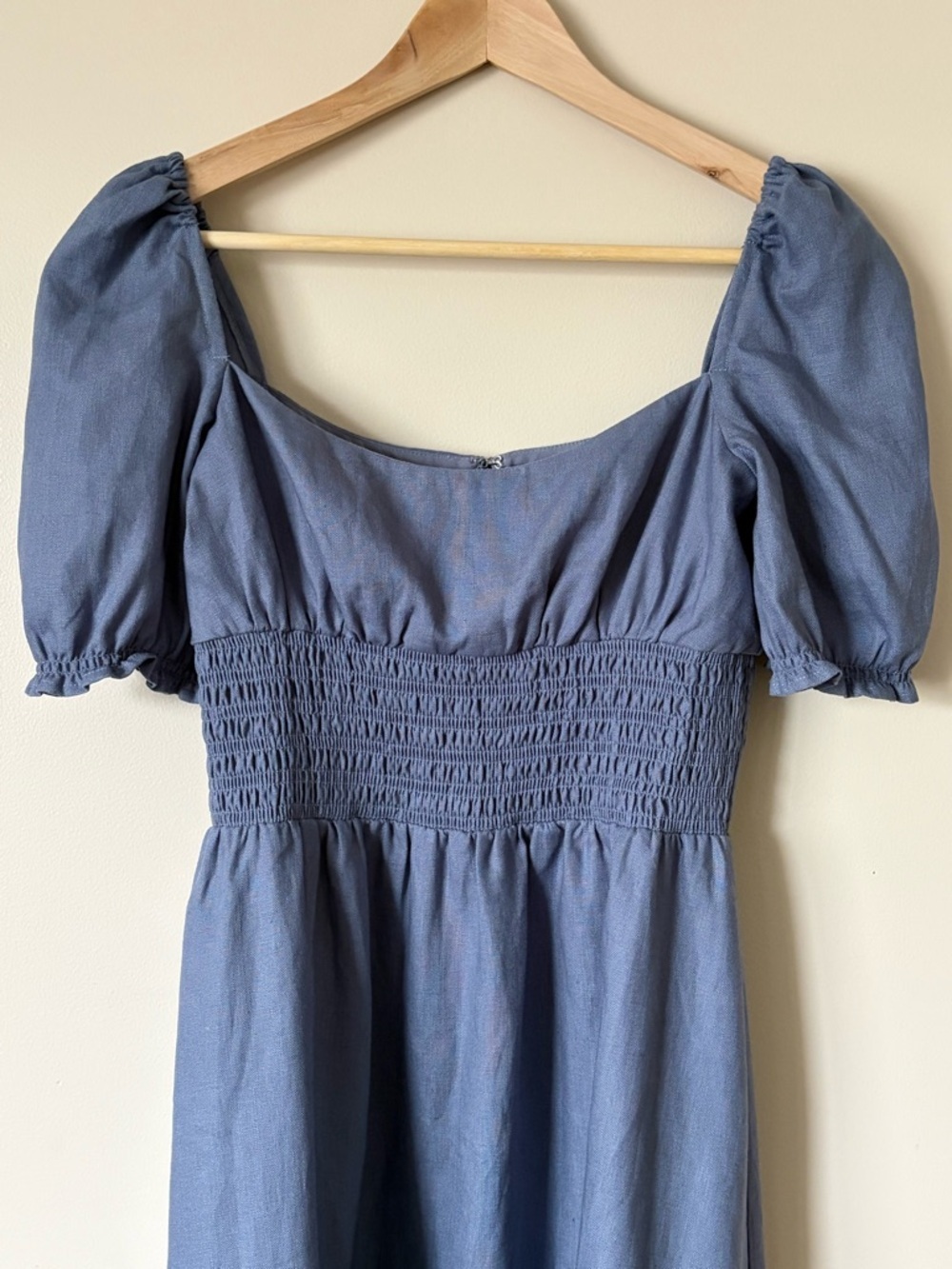 NEW Reformation Adler Linen Midi Smocked Puff Sleeve Dress Cornflower Blue US 2 - Picture 8 of 14